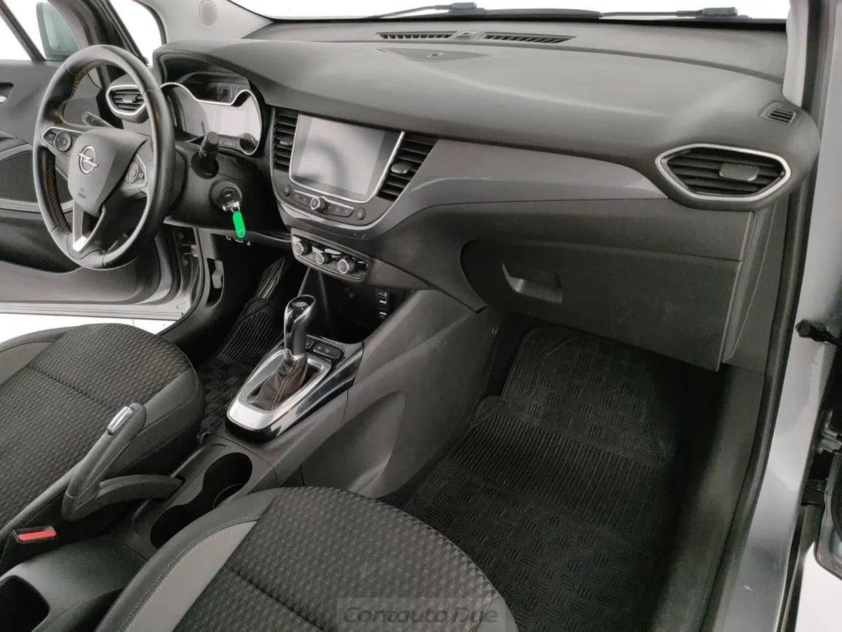 Opel Crossland X usata a Caserta (17)