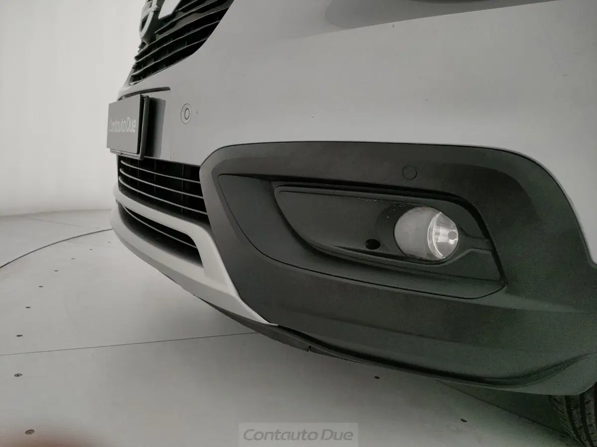 Opel Crossland X usata a Caserta (18)
