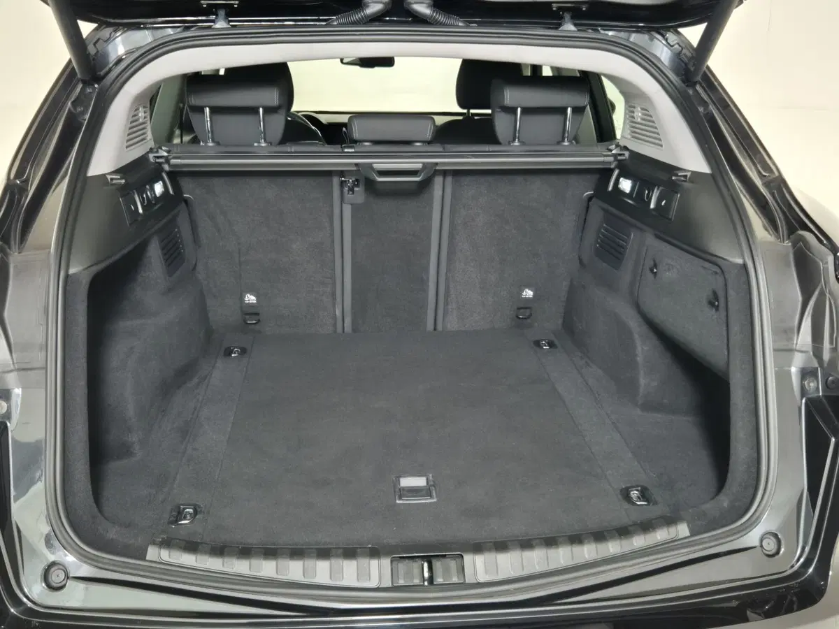 Alfa Romeo Stelvio usata a Torino (13)