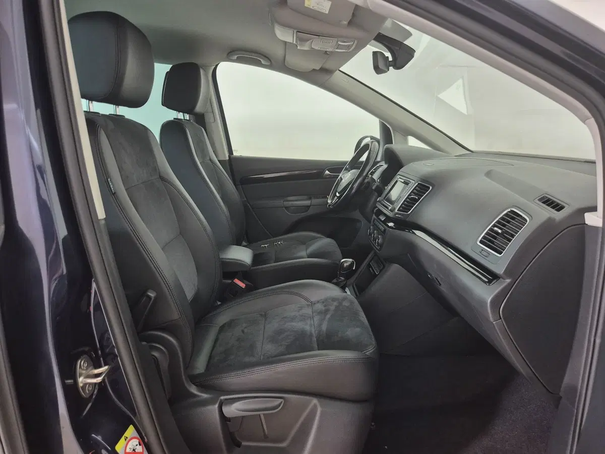 Volkswagen Sharan usata a Torino (10)