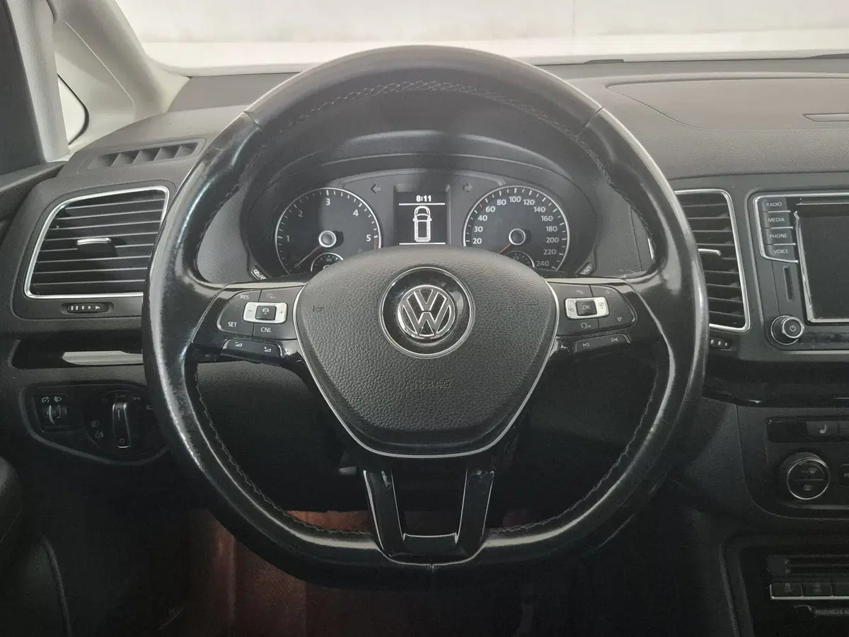 Volkswagen Sharan usata a Torino (9)