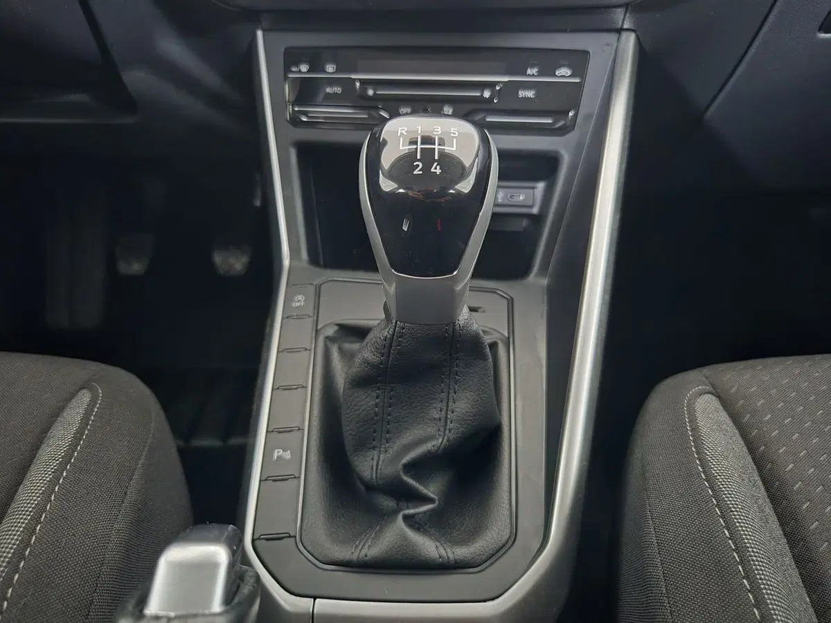 Volkswagen Polo usata a Torino (10)