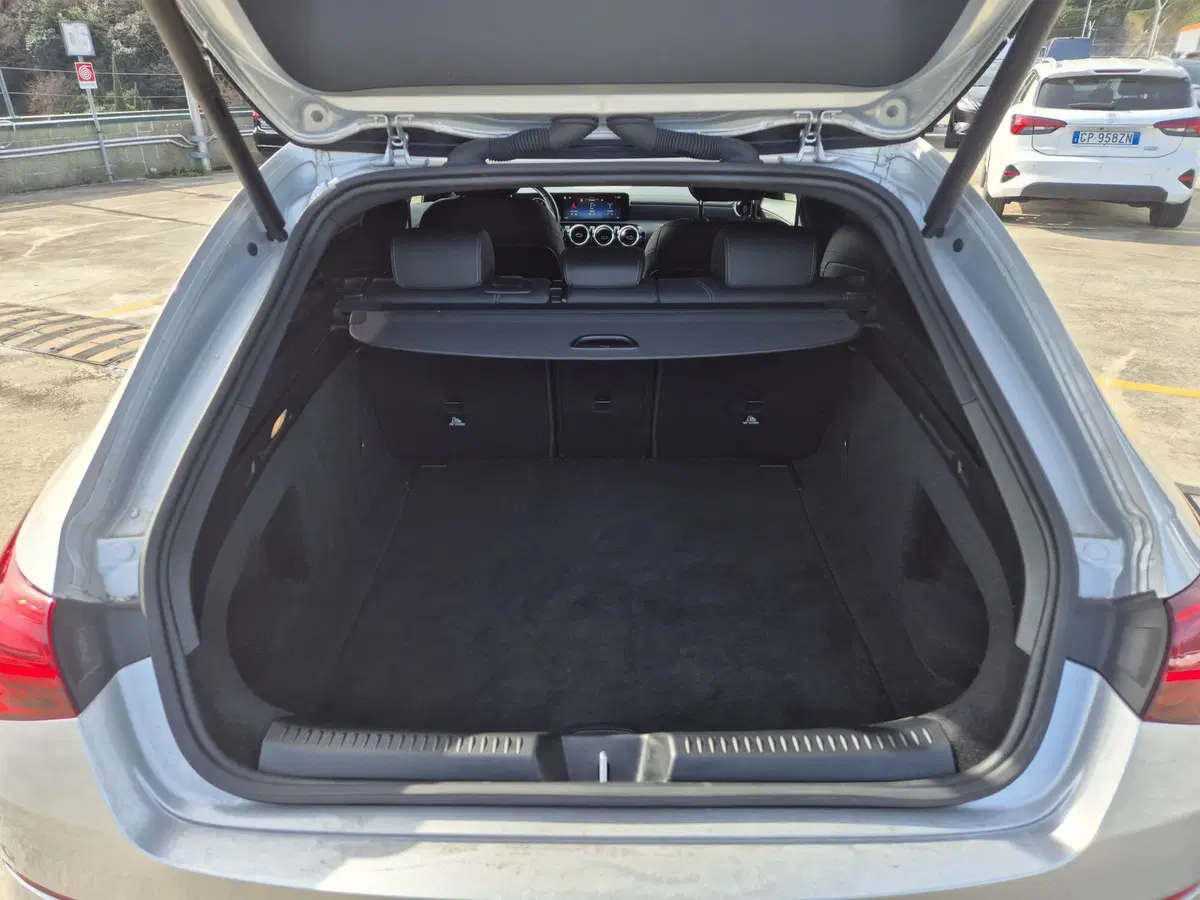 Mercedes-Benz CLA Shooting Brake usata a Alessandria (12)