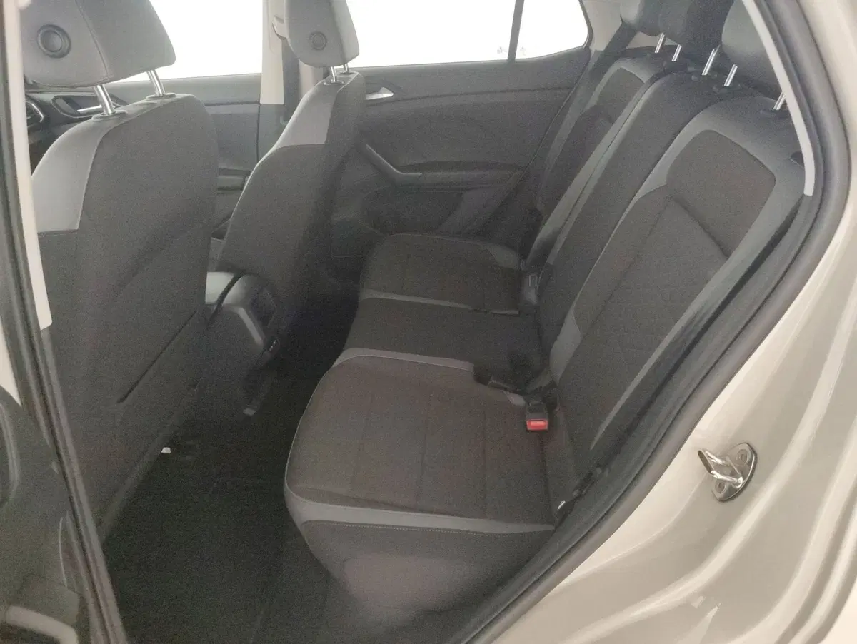 Volkswagen T-Cross usata a Alessandria (7)
