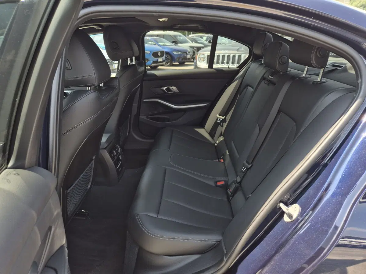 BMW Serie 3 usata  (7)