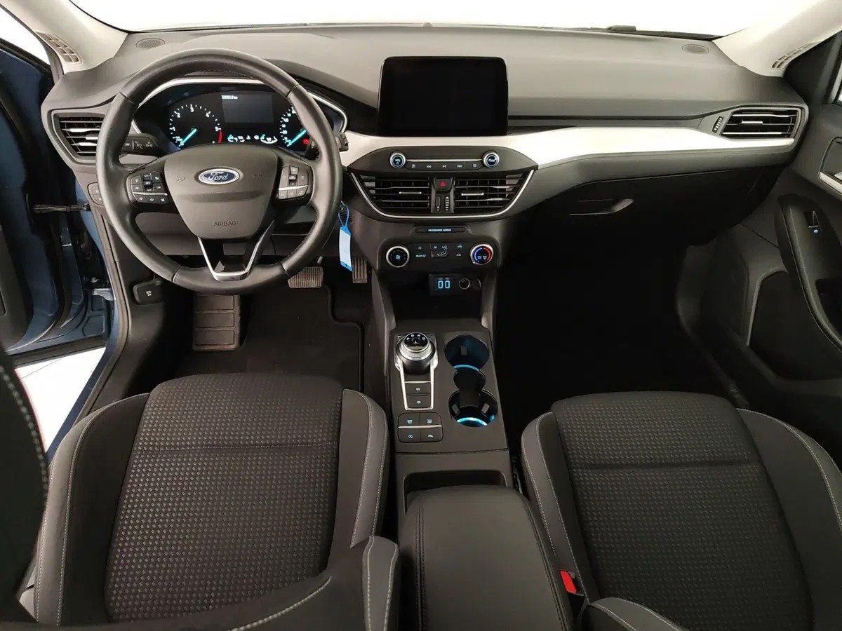 Ford Focus Station Wagon usata a Caserta (15)