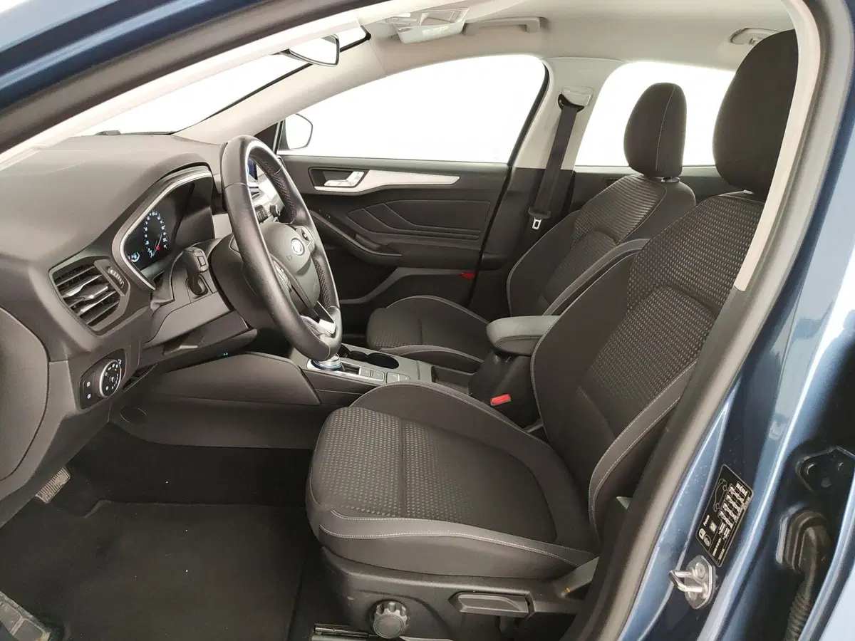 Ford Focus Station Wagon usata a Caserta (16)