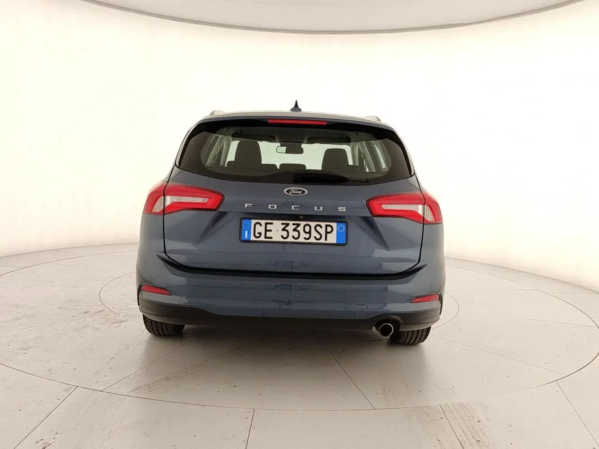 Ford Focus Station Wagon usata a Caserta (5)