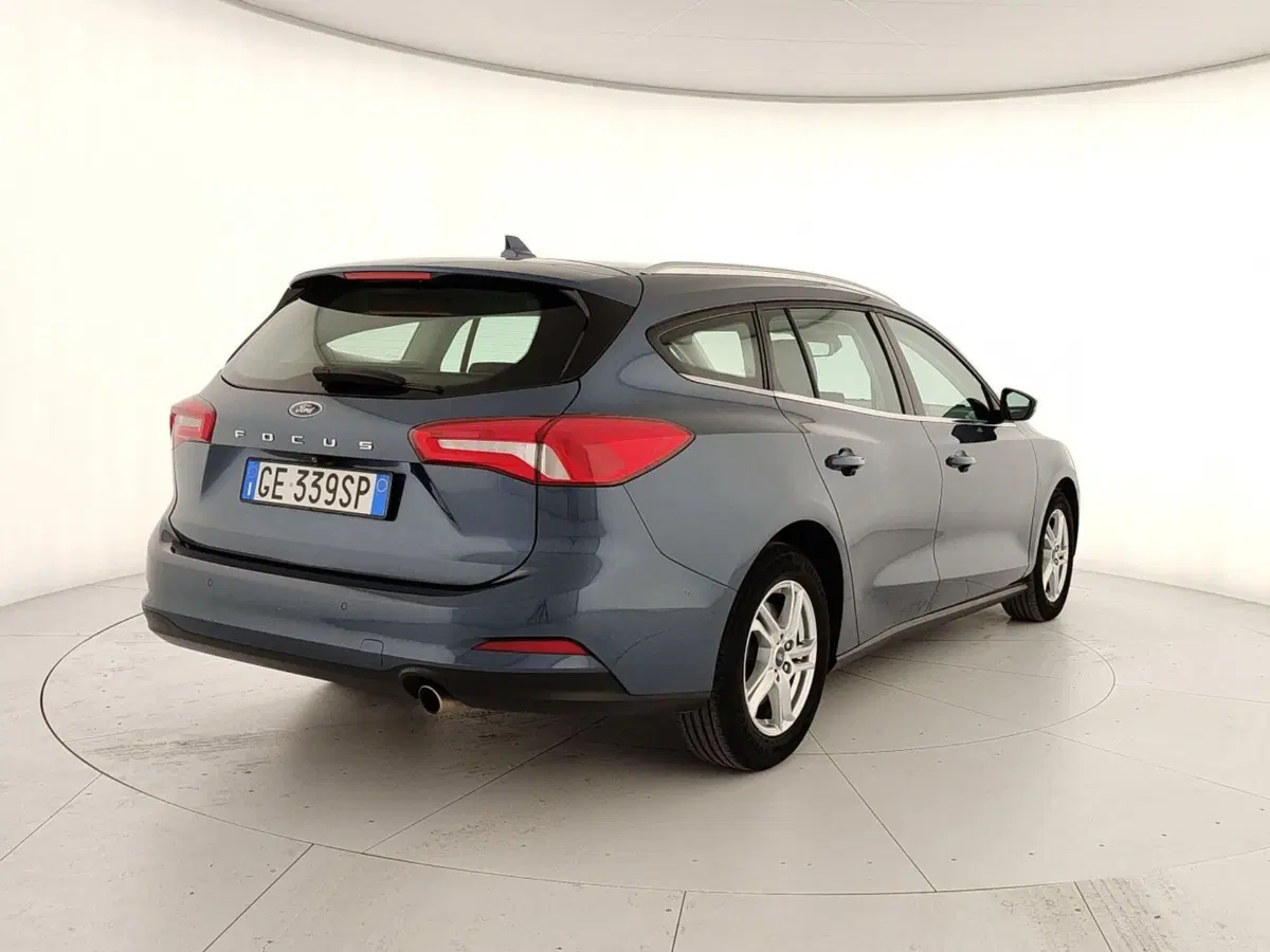 Ford Focus Station Wagon usata a Caserta (6)