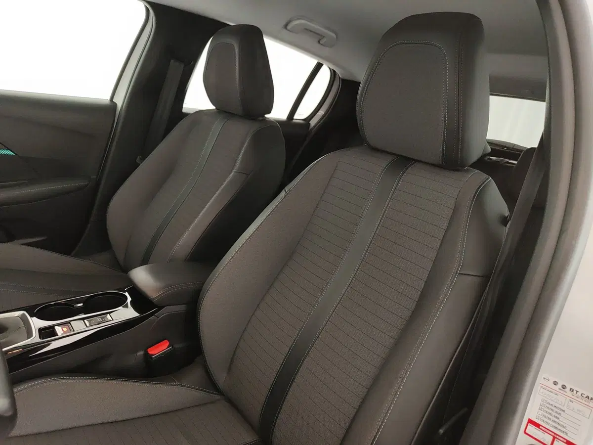 Peugeot 208 usata a Caserta (16)