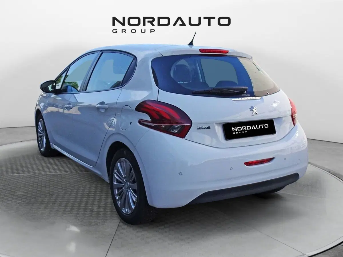 Peugeot 208 usata a Padova (4)