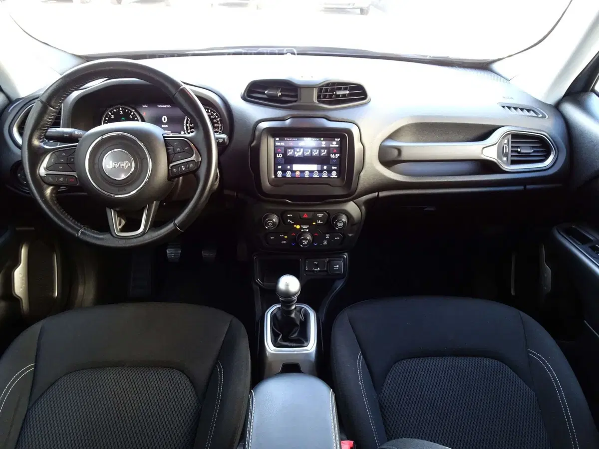 Jeep Renegade usata a Padova (11)