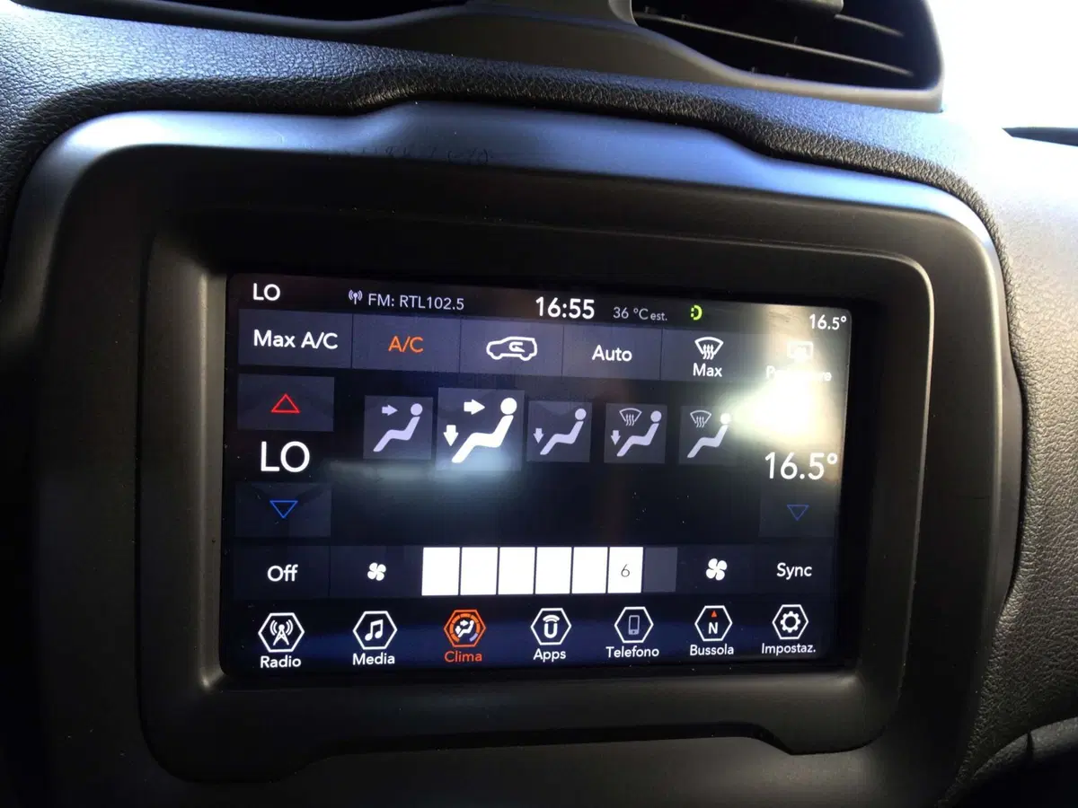 Jeep Renegade usata a Padova (17)