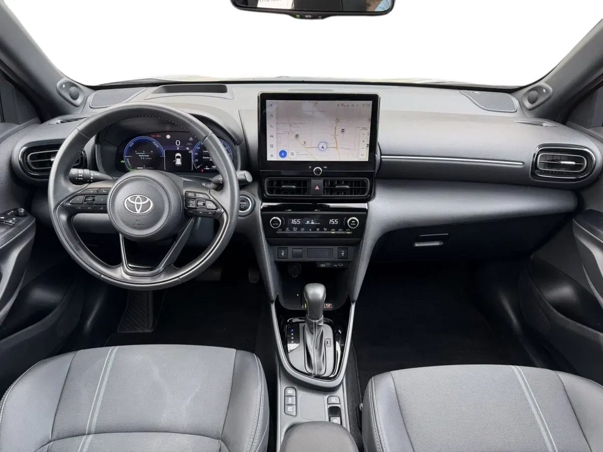 Toyota Yaris Cross usata a Lucca (8)
