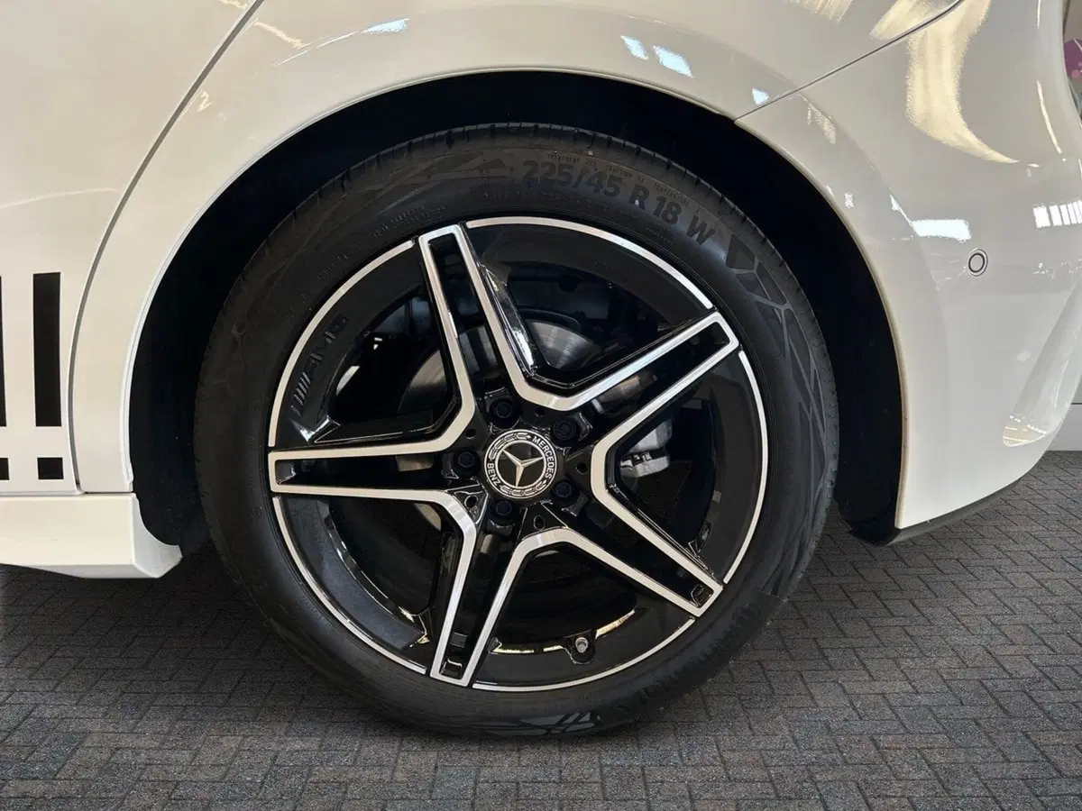 Mercedes-Benz Classe A usata a Milano (12)