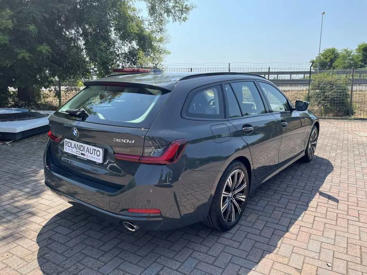 BMW Serie 3 Touring usata a Alessandria (4)