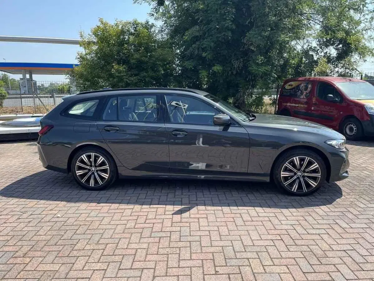 BMW Serie 3 Touring usata a Alessandria (6)