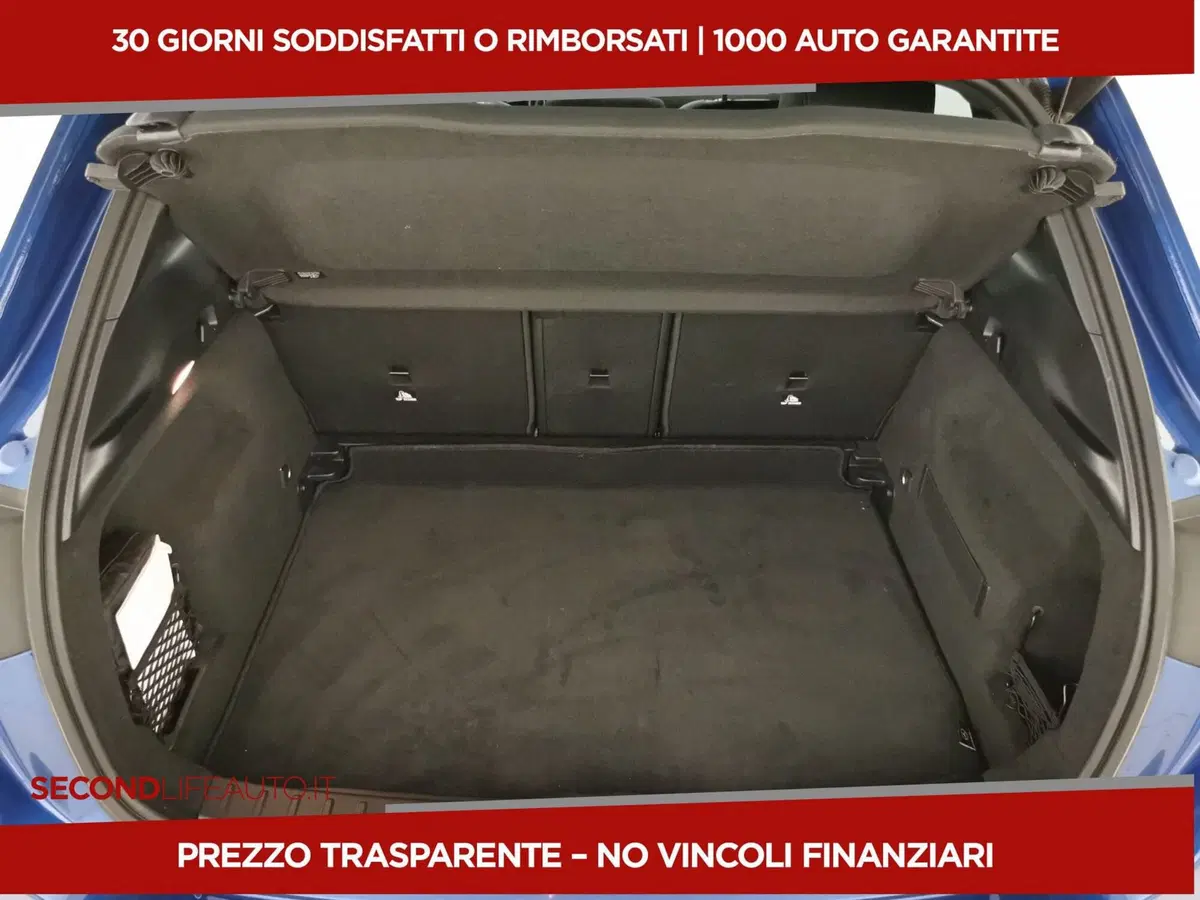 Mercedes-Benz GLA SUV usata a Chieti (7)