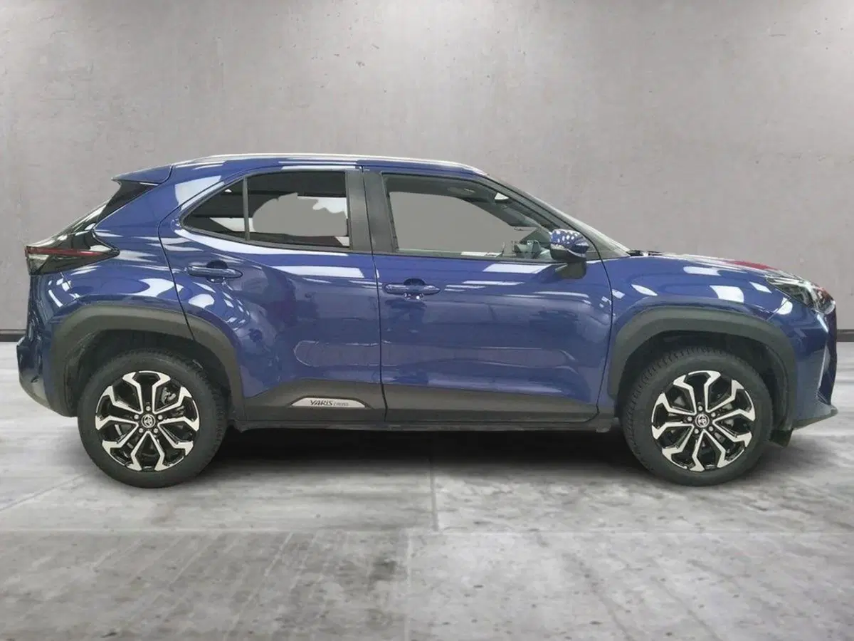 Toyota Yaris Cross usata a Roma (4)