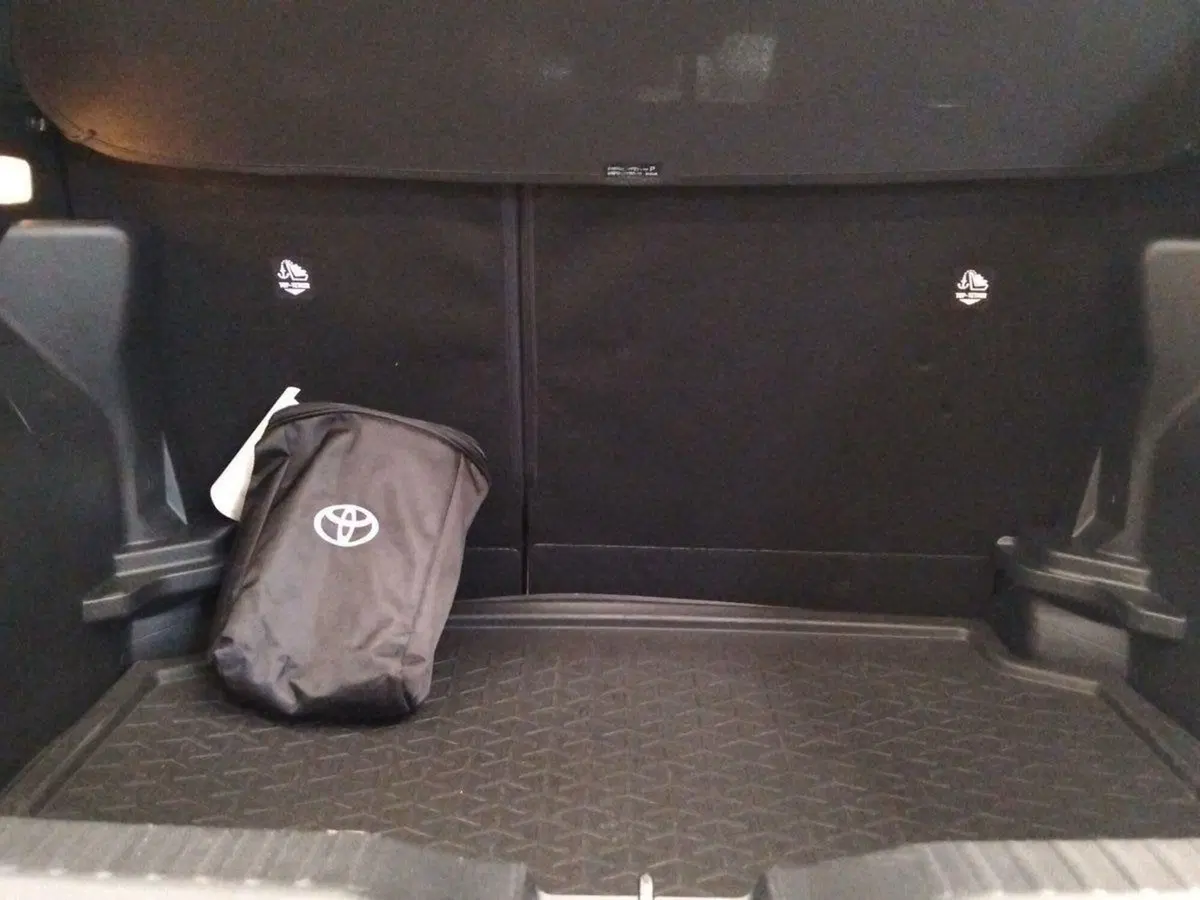Toyota Yaris Cross usata a Roma (6)