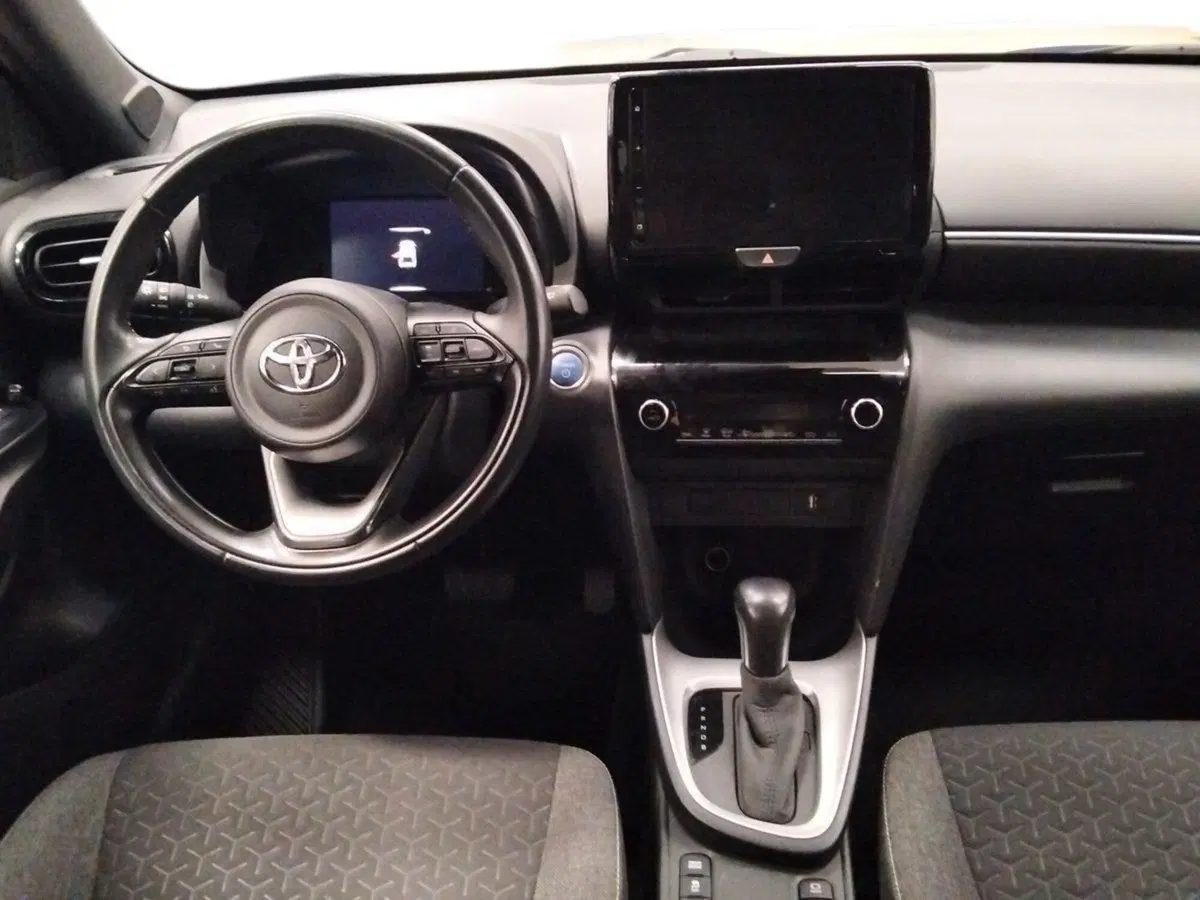 Toyota Yaris Cross usata a Roma (8)