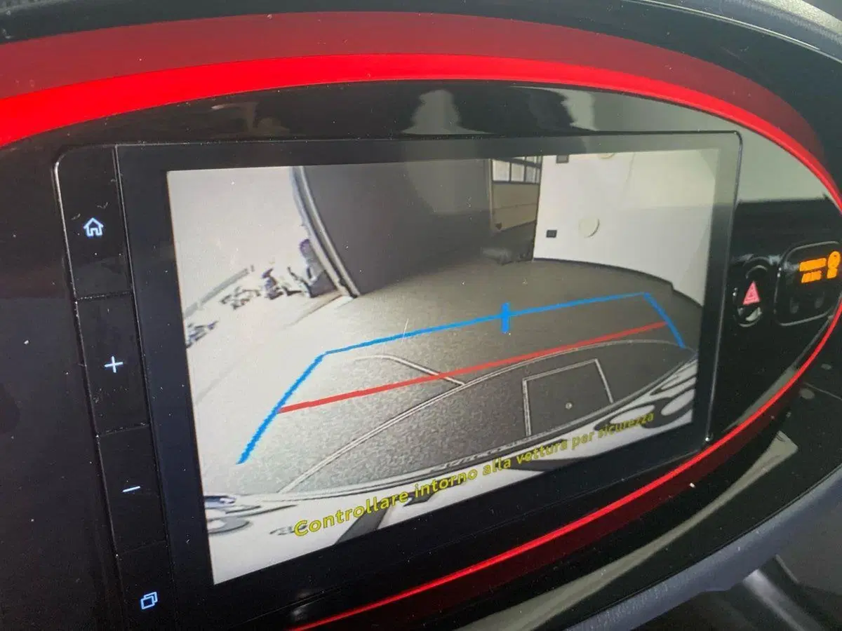 Toyota Aygo X usata a Bergamo (14)
