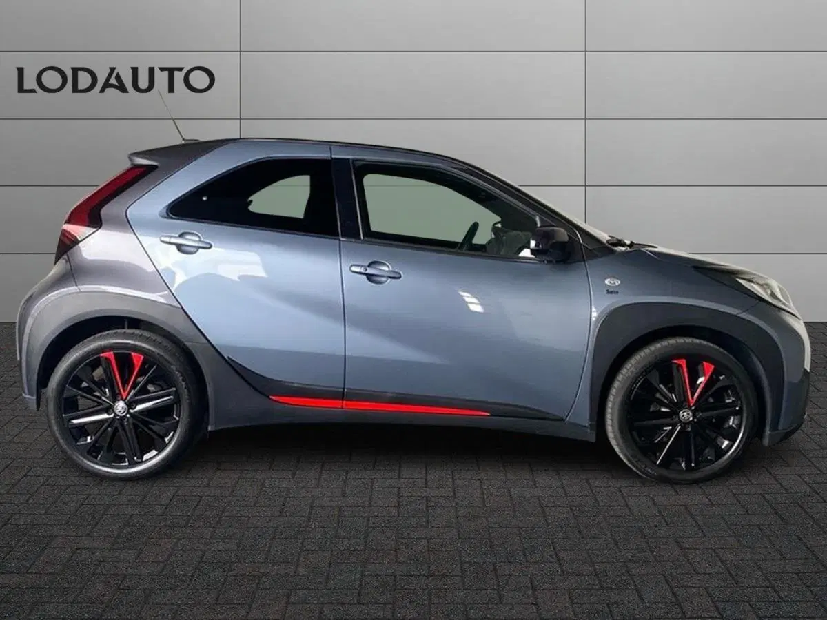 Toyota Aygo X usata a Bergamo (5)