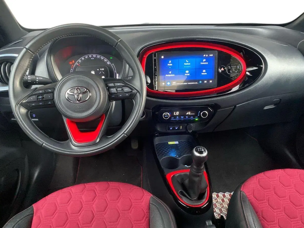 Toyota Aygo X usata a Bergamo (8)