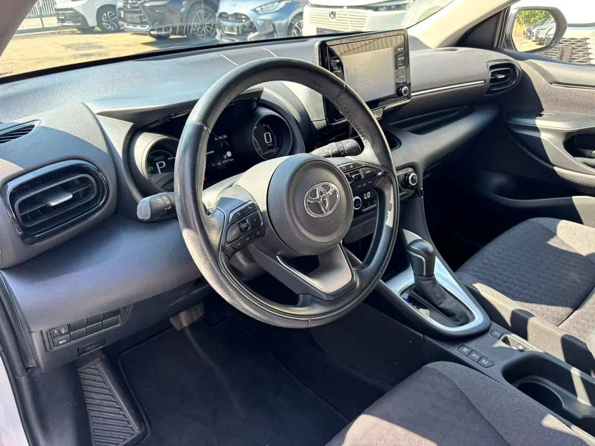 Toyota Yaris usata a Modena (11)
