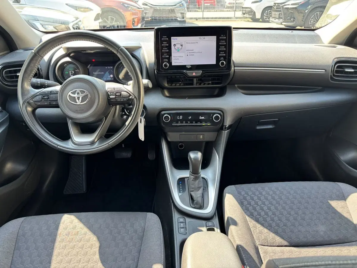Toyota Yaris usata a Modena (12)