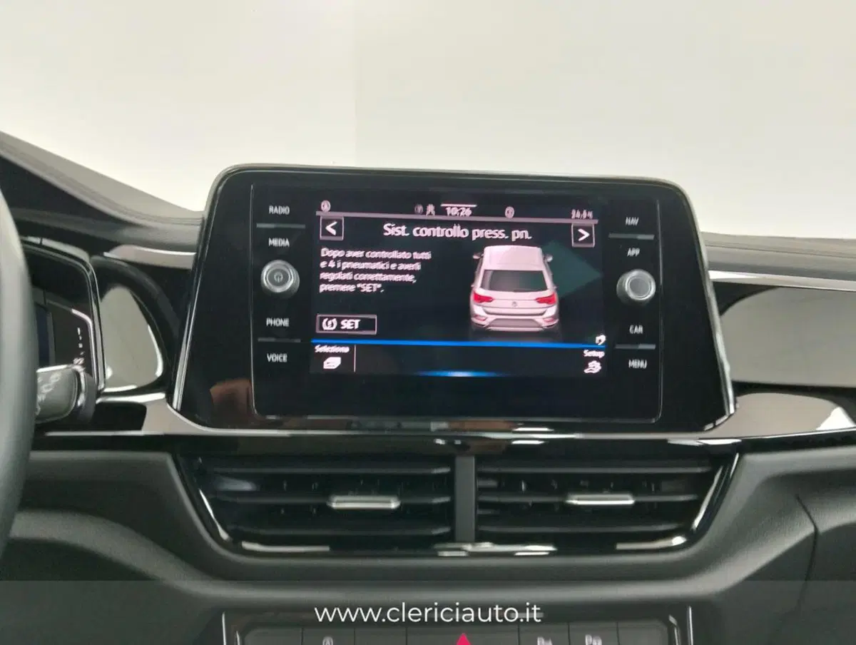 Volkswagen T-Roc usata a Como (15)