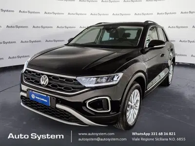 Volkswagen T-Roc 2.0 tdi Life 115cv del 2025 usata a Palermo