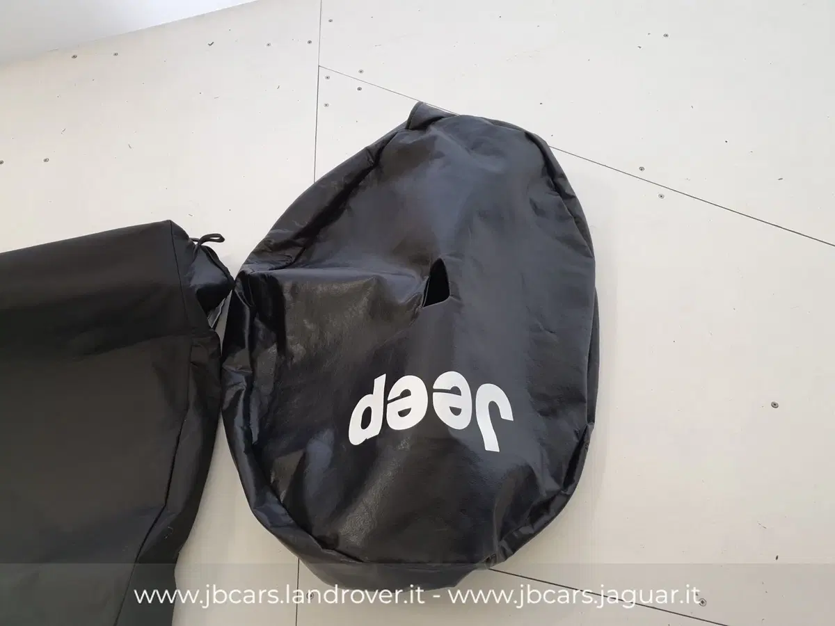 Jeep Wrangler Unlimited usata a Monza e Brianza (12)