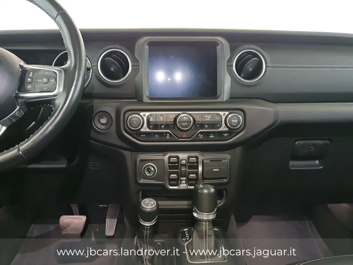 Jeep Wrangler Unlimited usata a Monza e Brianza (4)