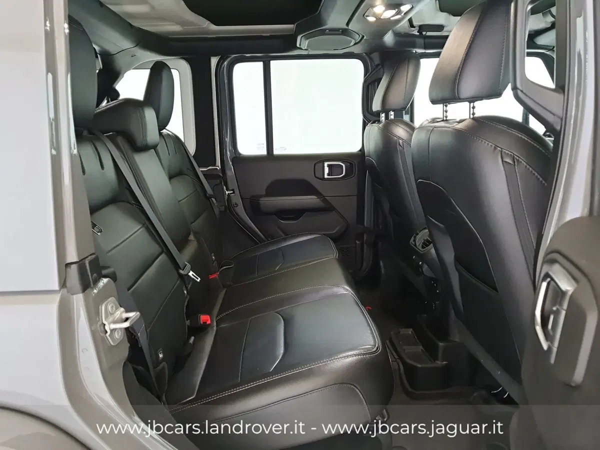 Jeep Wrangler Unlimited usata a Monza e Brianza (5)