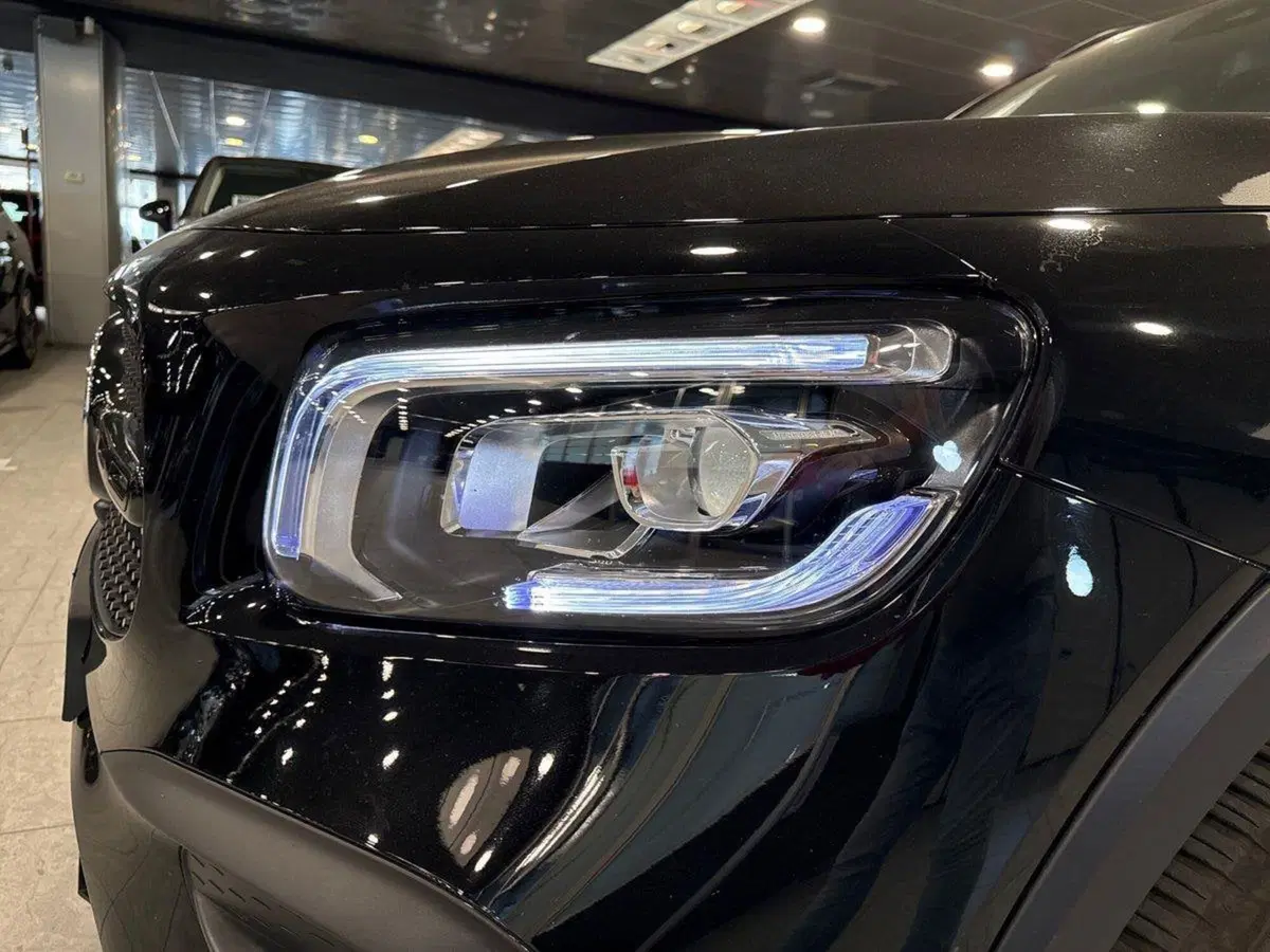 Mercedes-Benz GLB usata a Monza e Brianza (7)