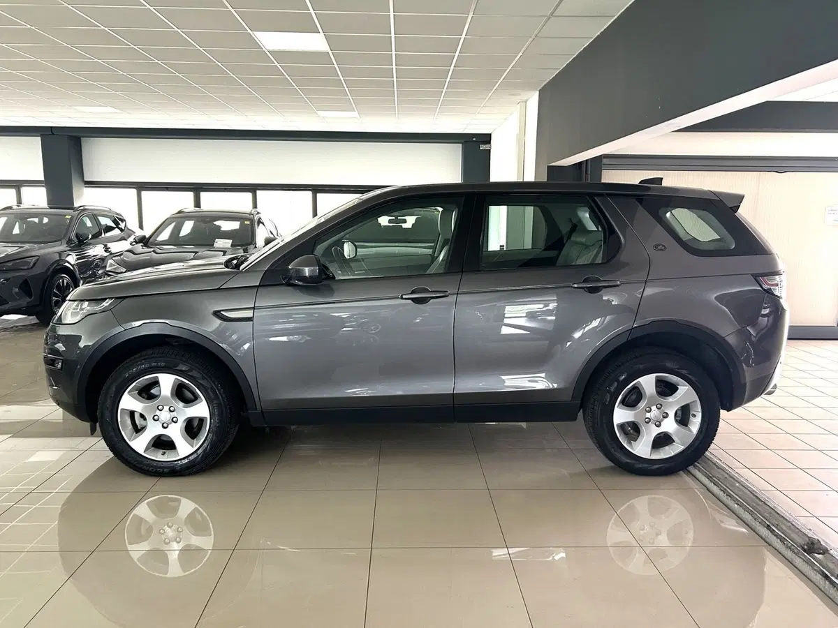 Land Rover Discovery Sport usata a Ferrara (6)