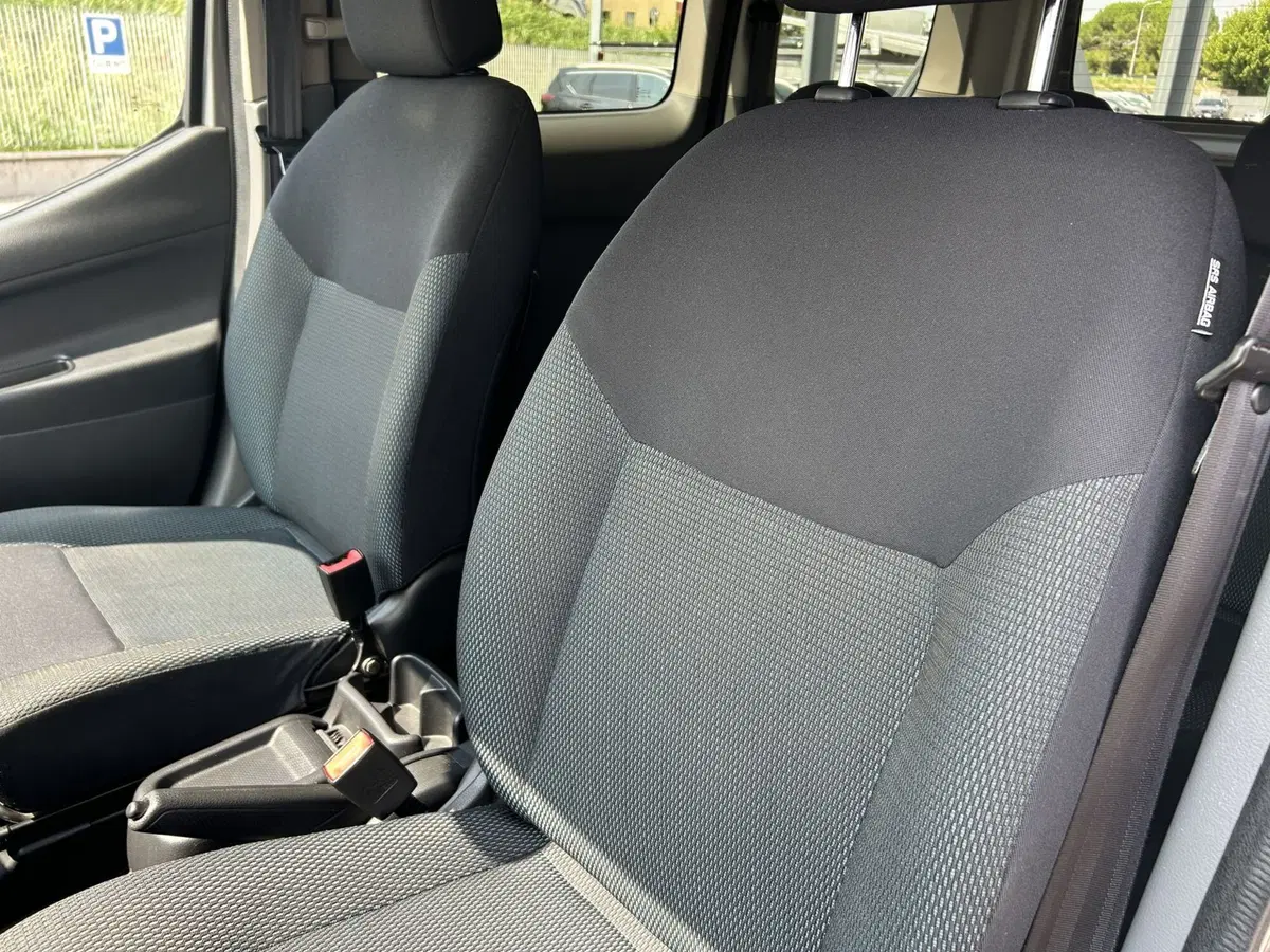 Nissan NV200 usata a Ferrara (10)