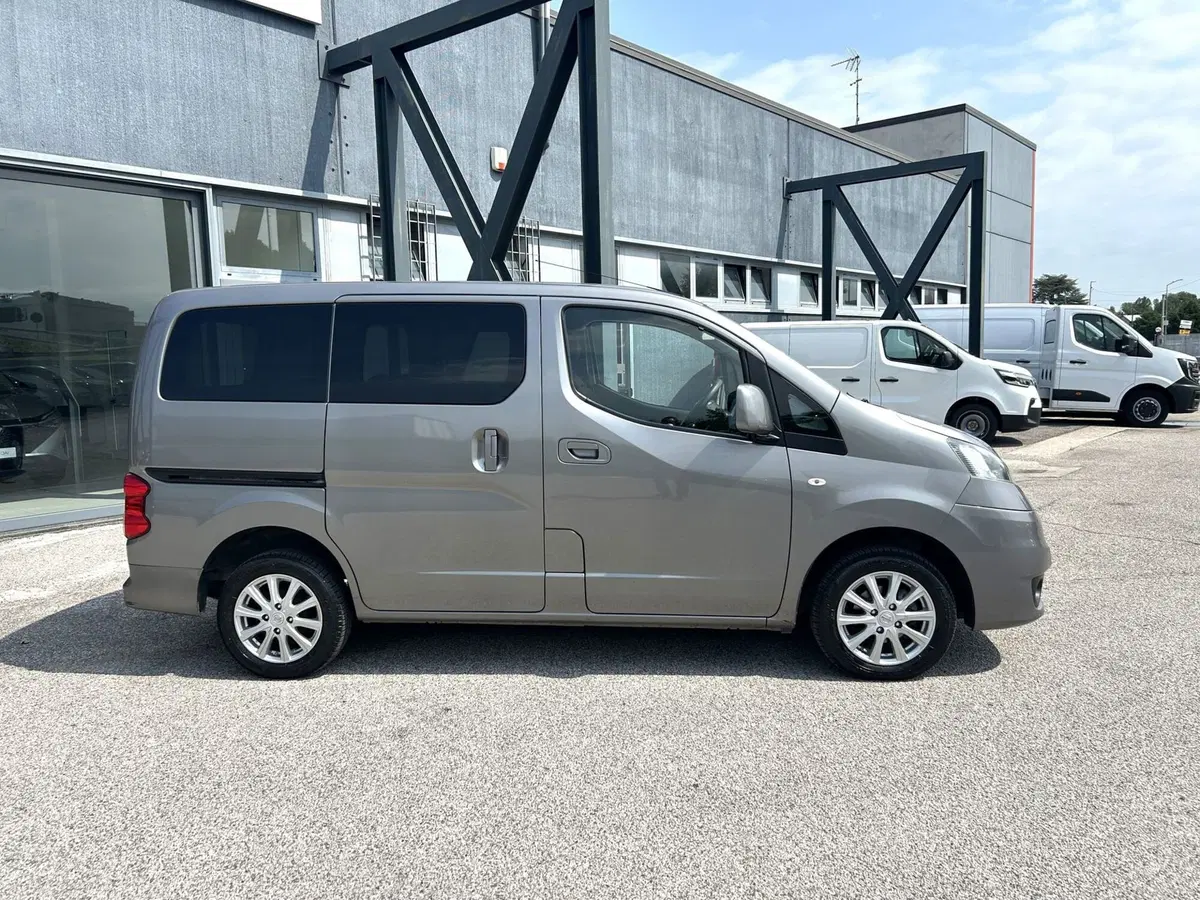 Nissan NV200 usata a Ferrara (4)