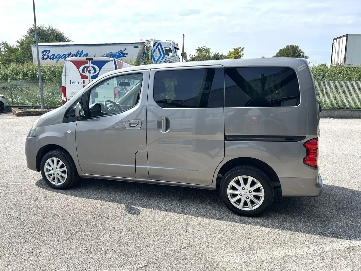 Nissan NV200 usata a Ferrara (6)