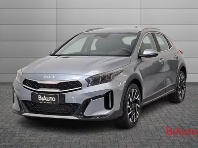 Kia XCeed 1.0 t-gdi mhev Business 115cv dct7 nuova a Sesto Fiorentino