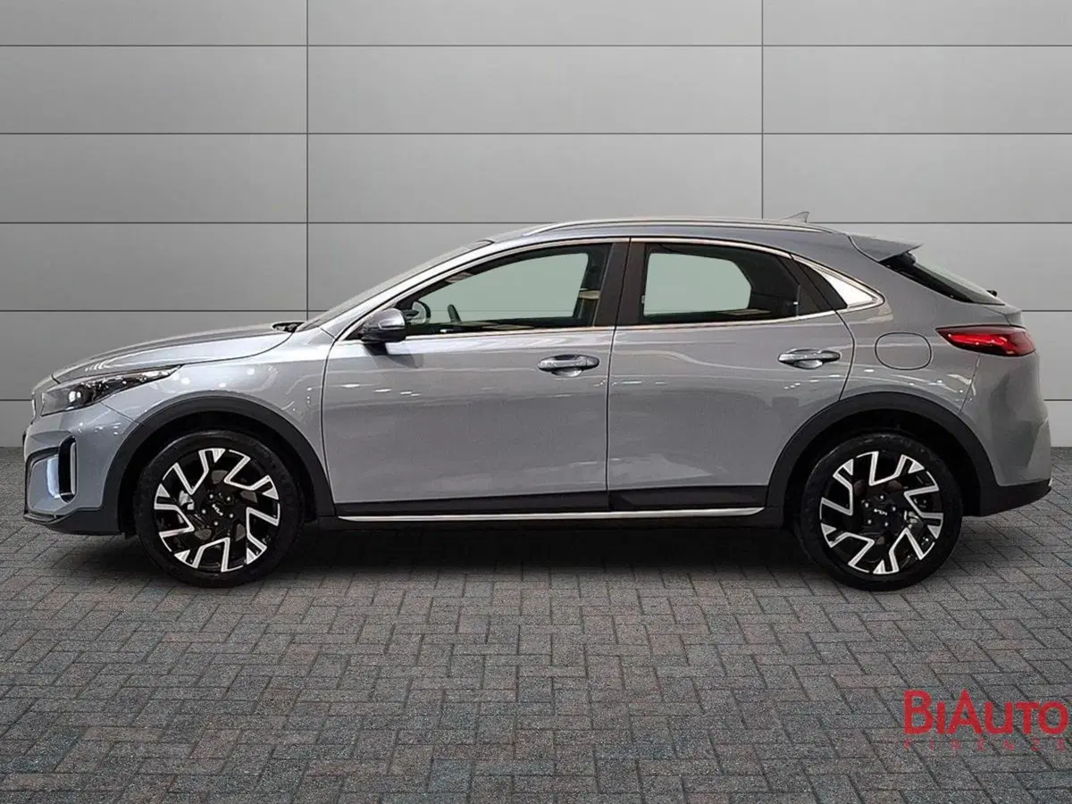 Kia XCeed nuova a Firenze (2)