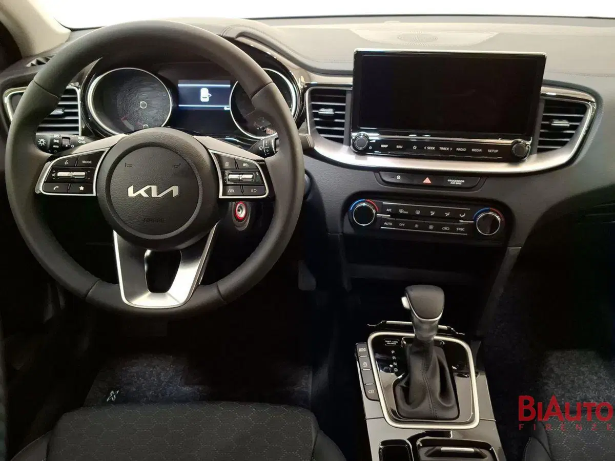Kia XCeed nuova a Firenze (7)