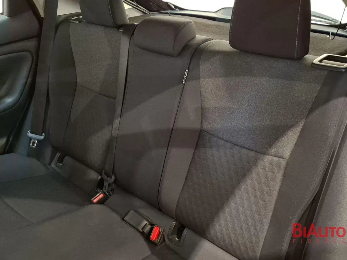 Toyota Yaris usata a Firenze (11)