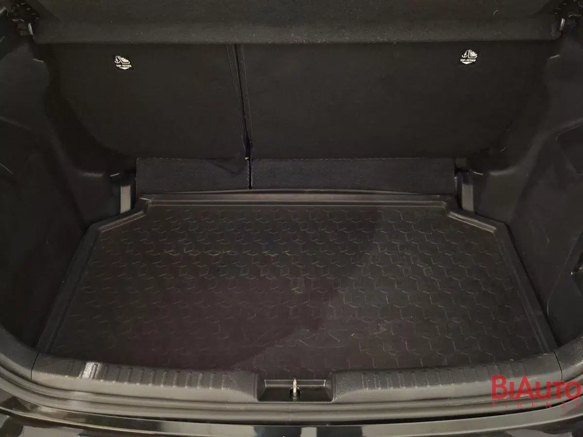 Toyota Yaris usata a Firenze (6)