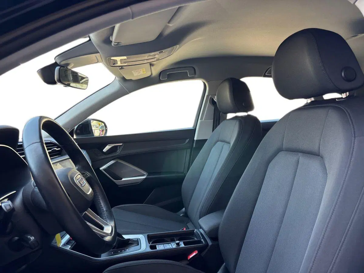 Audi Q3 Sportback usata a Pescara (11)