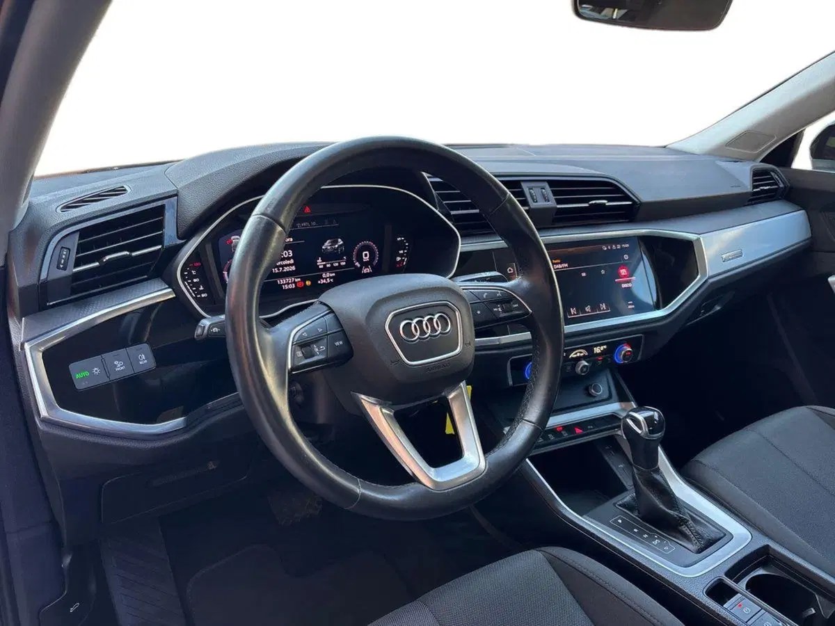 Audi Q3 Sportback usata a Pescara (8)