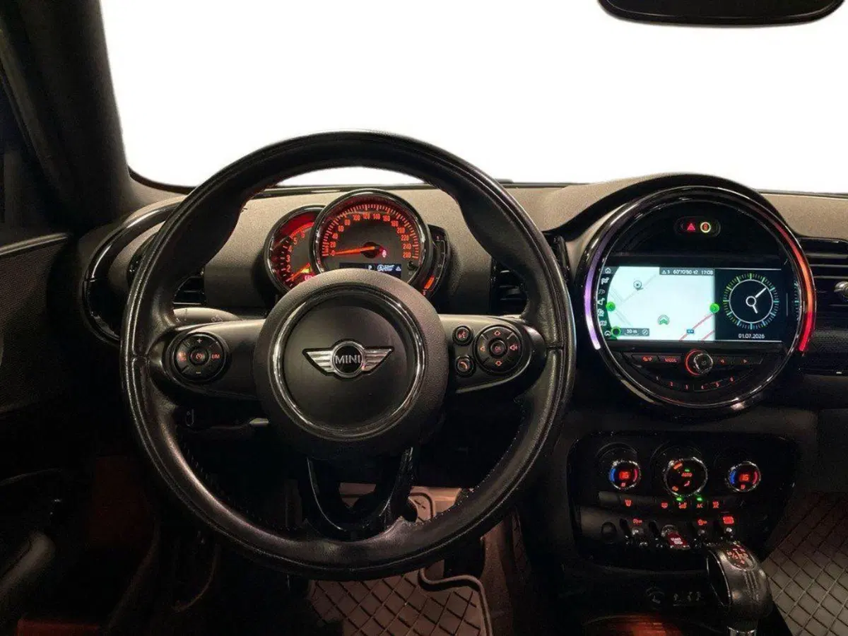 MINI Mini Clubman usata a Ancona (11)