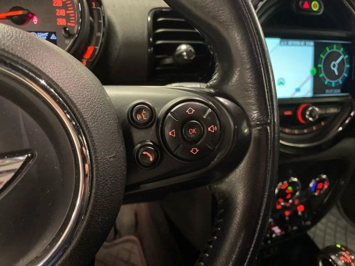 MINI Mini Clubman usata a Ancona (18)
