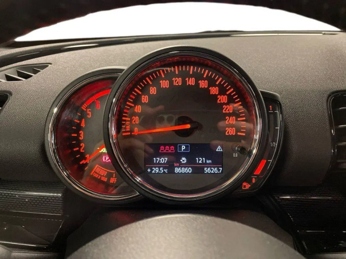MINI Mini Clubman usata a Ancona (9)
